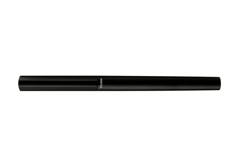 pelikan black rock.jpg