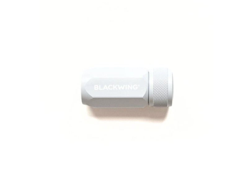 temperówka blackwing biała.jpg