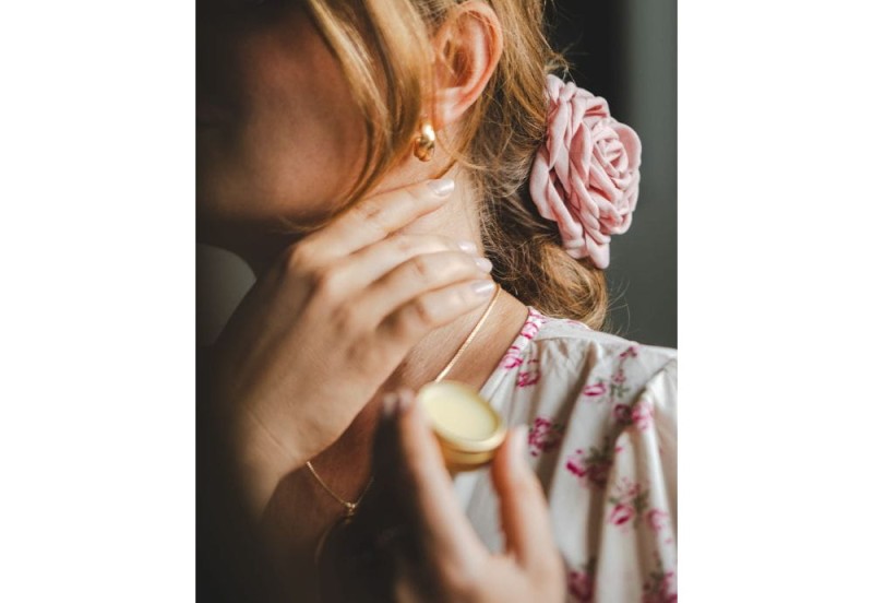 jaskółka KRYSZTAŁOWY ZMIERZCH - perfumy do ciała (3).jpg