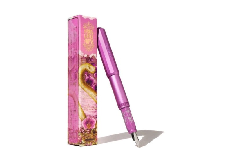 Aluminum Carousel Fountain Pen - Serpentine Blooms.jpg