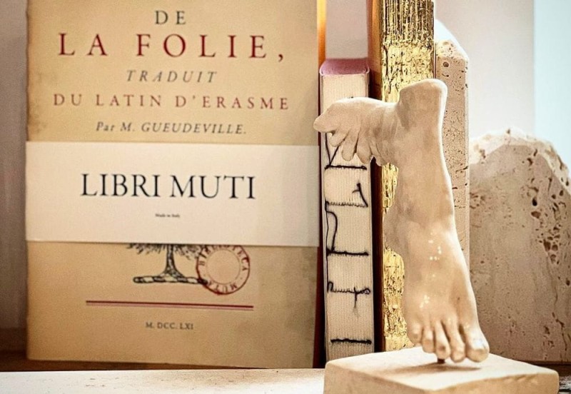 Slow Design Libri Muti De La Folie Du Latin D'Erasme.jpg