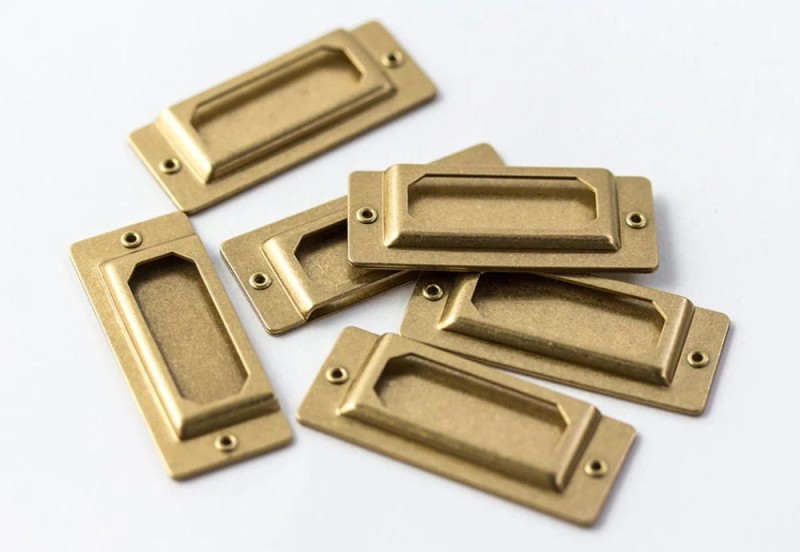 midori trc brass traveler's company brass label plate etykiety mosiężne 1.jpg