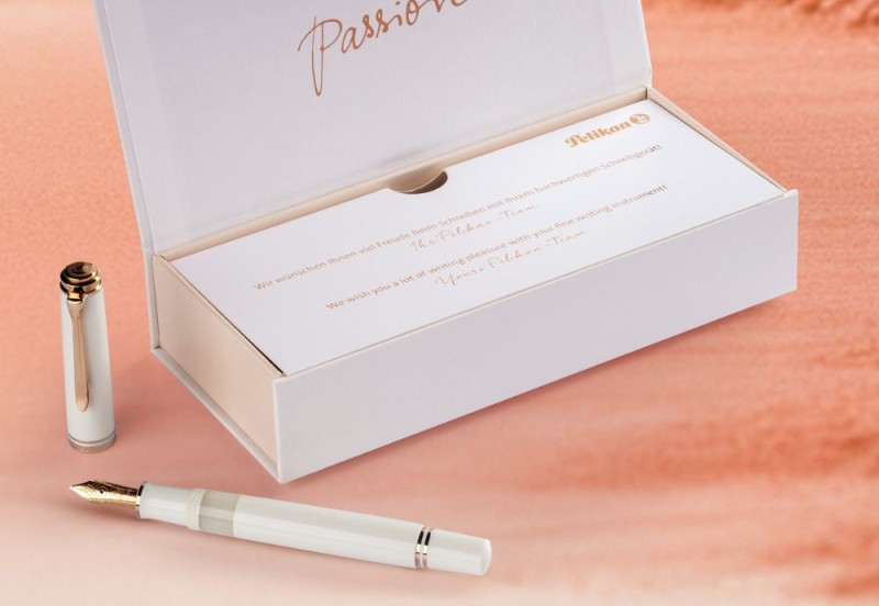 Pelikan M600 Souverän White Rose Gold 14k - Pióro Wieczne (2).jpg