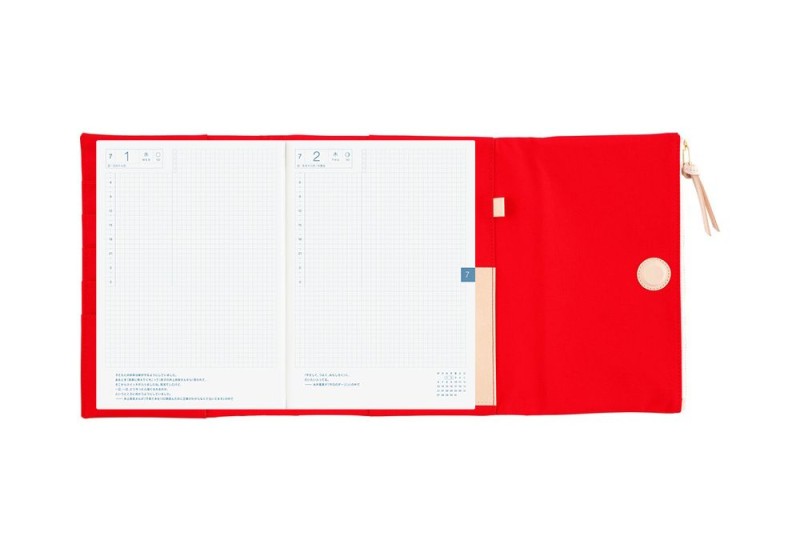 Hobonichi Techo Cousin A5 Cover: Tragen: Red
