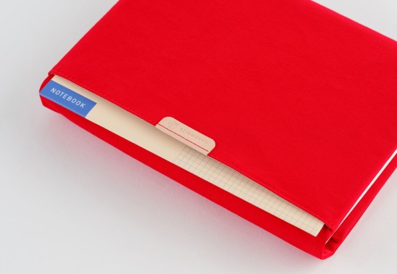 Hobonichi Techo Cousin A5 Cover: Tragen: Red