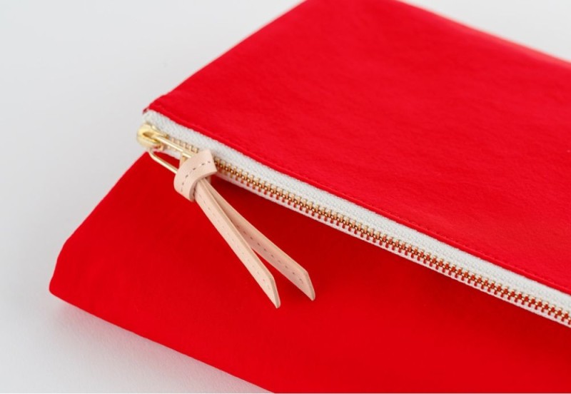 Hobonichi Techo Cousin A5 Cover: Tragen: Red