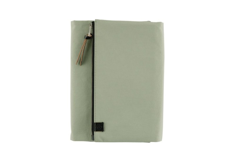 Hobonichi Techo Cousin A5 Cover: Tragen: Oakmoss