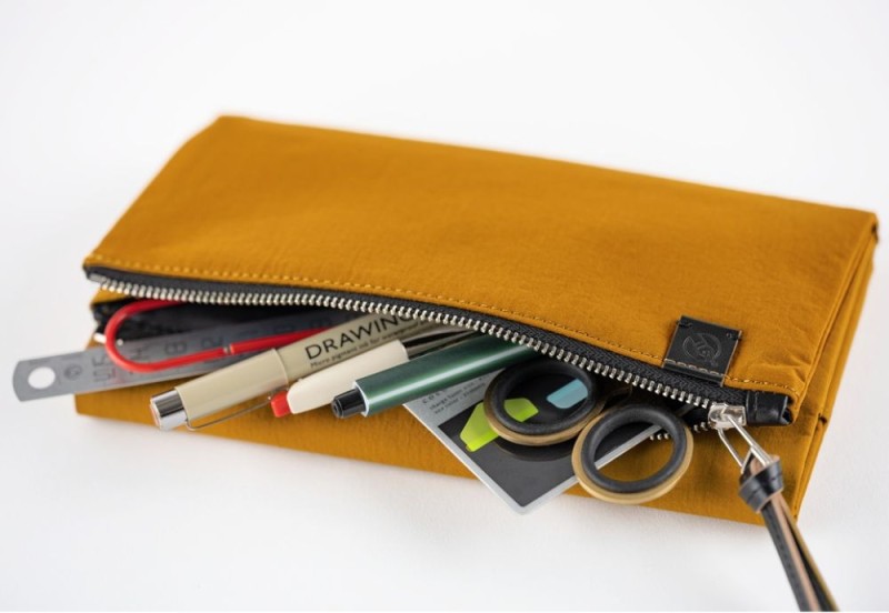 Hobonichi Techo Weeks Cover: Tragen: Mustard