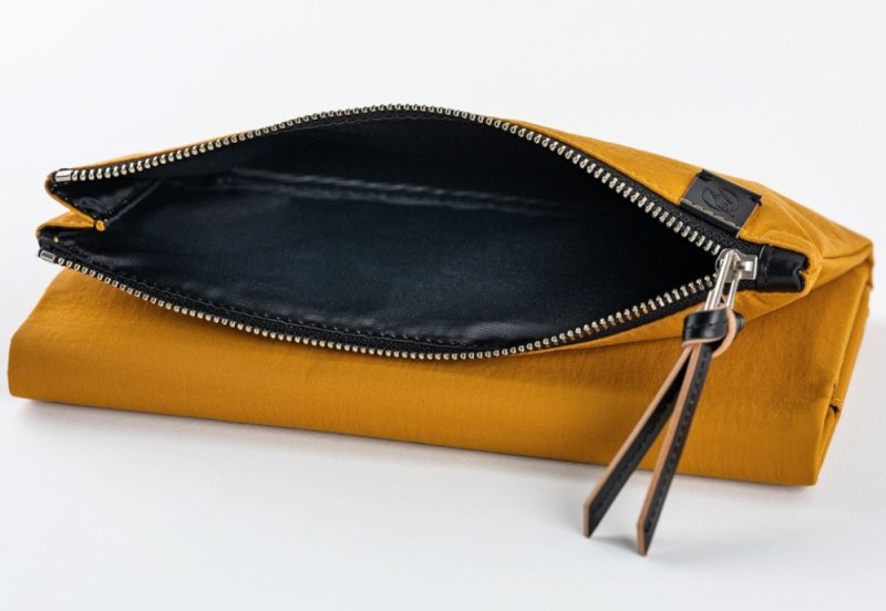Hobonichi Techo Weeks Cover: Tragen: Mustard