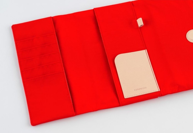 Hobonichi Techo Weeks Cover: Tragen: Red