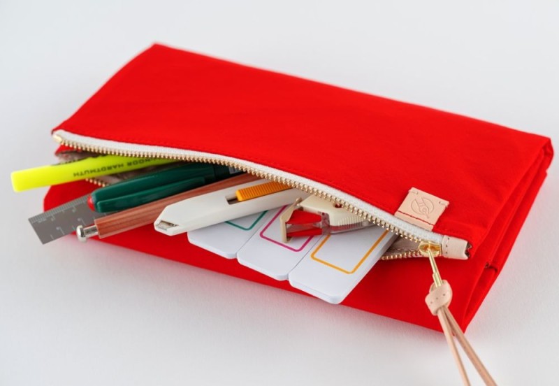 Hobonichi Techo Weeks Cover: Tragen: Red
