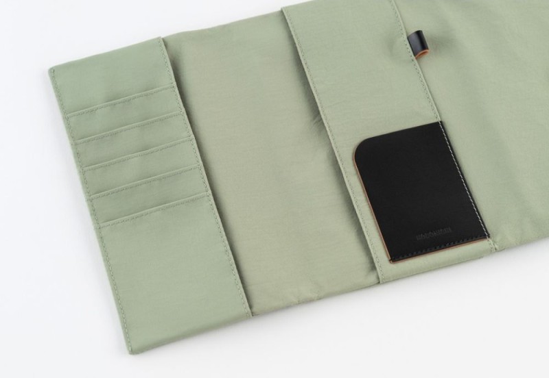 Hobonichi Techo Weeks Cover: Tragen: Oakmoss