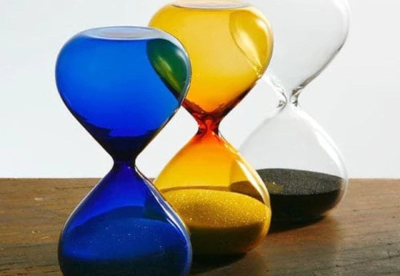 Hightide klepsydra hourglass NOTEKA.jpg