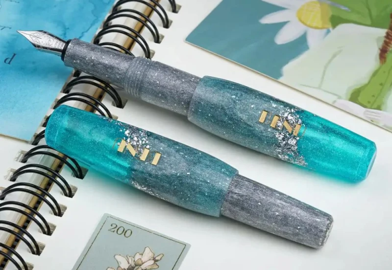 BENU PIXIE Aqua Glow Pióro wieczne 4.jpg