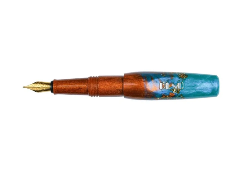 BENU PIXIE Aurora Gold Pióro wieczne.jpg